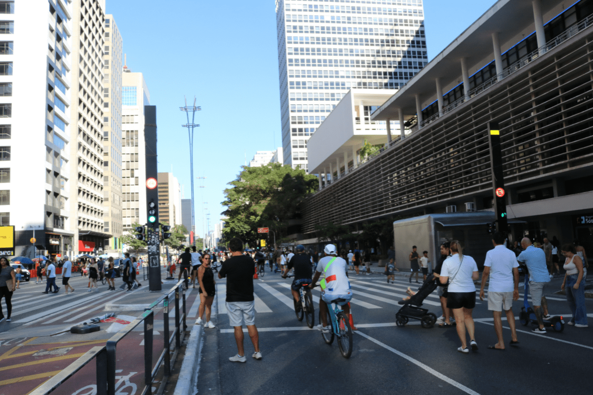 Um domingo na Avenida Paulista. Foto: Tati de Sá.
