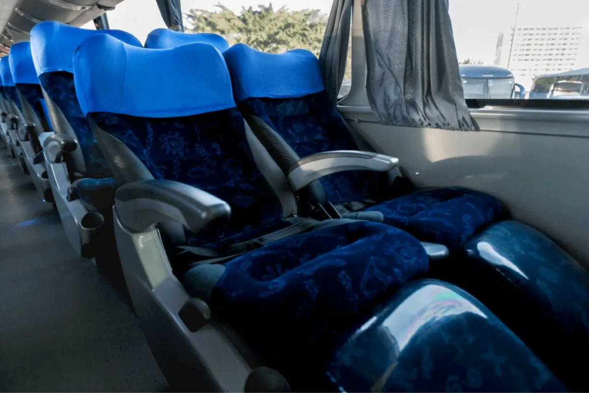 6 dicas para viajar de ônibus com conforto, ônibus semi-leito