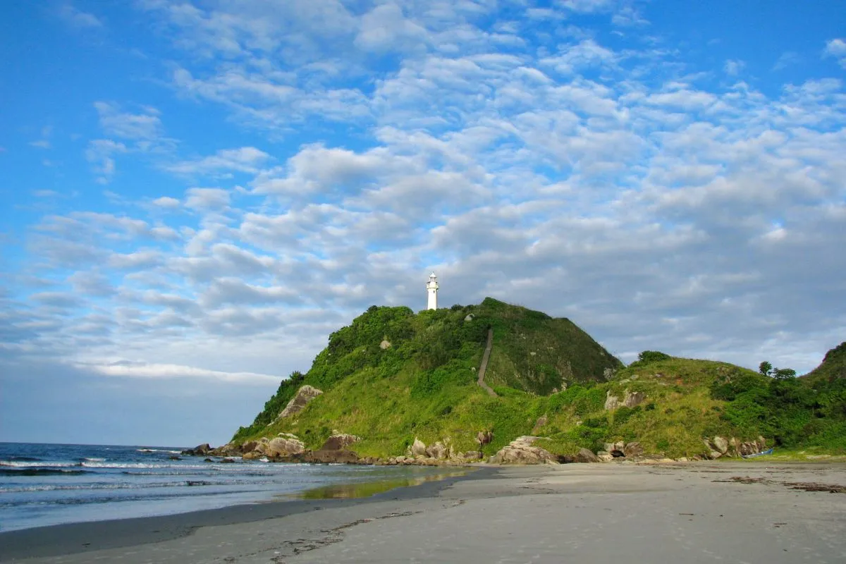 Praia Paraná, praia do farol