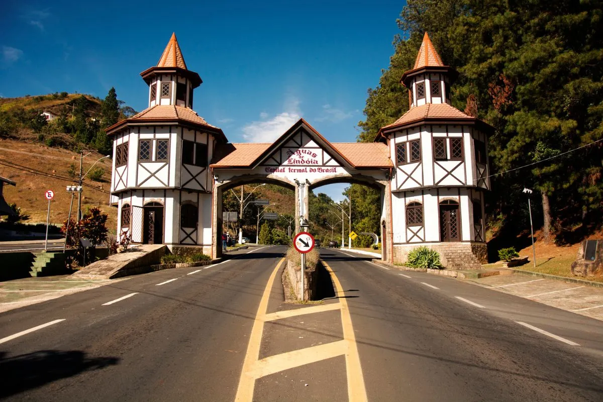 24 lugares para fazer Bate e Volta de São Paulo esse ano bate e volta sp aguas de lindoia