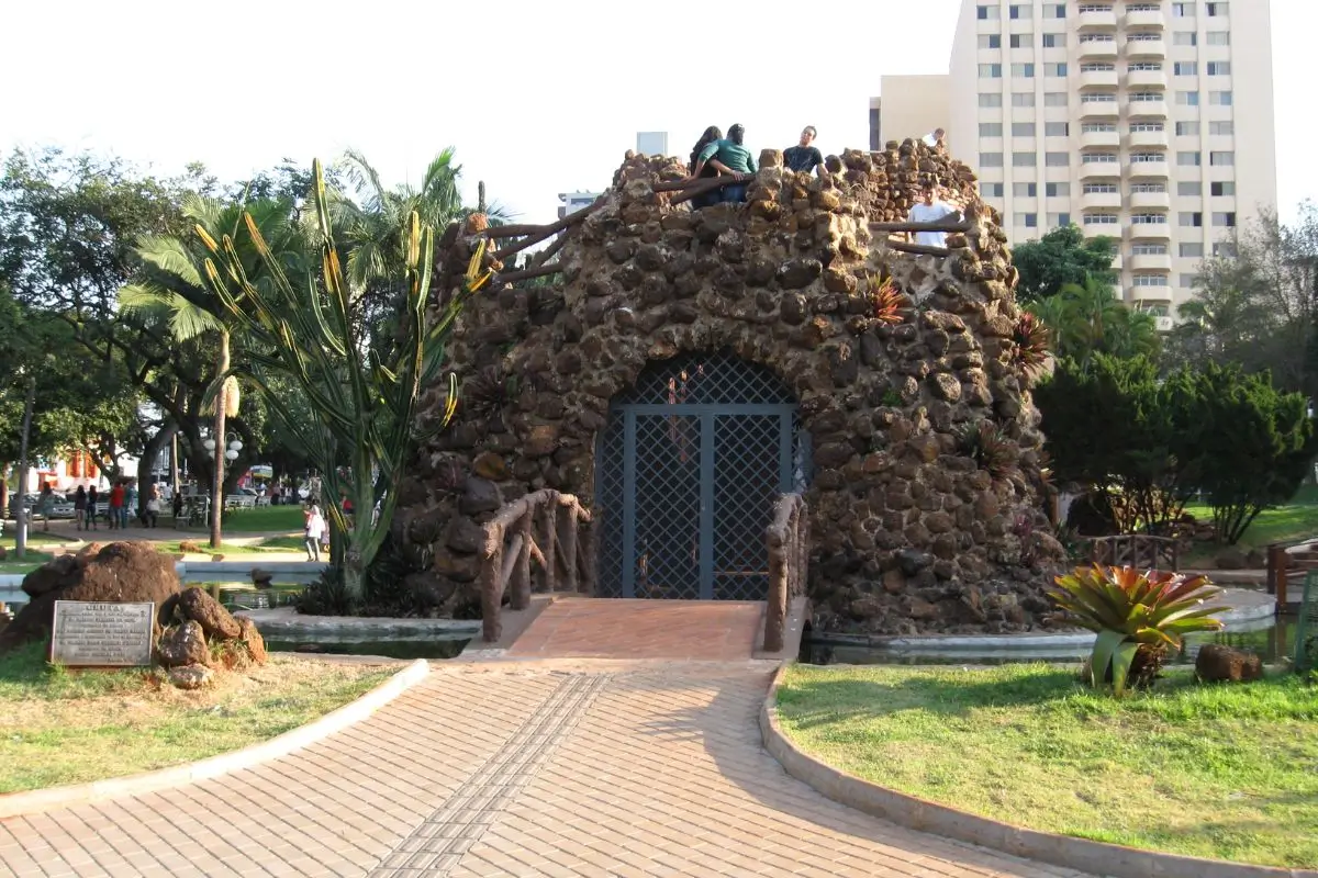 Descobrindo Limeira: Melhores Atividades e Atrações na Joia Paulista Descobrindo Limeira: Melhores Atividades e Atrações na Joia Paulista