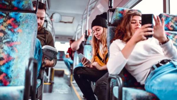 menor pode viajar sozinho