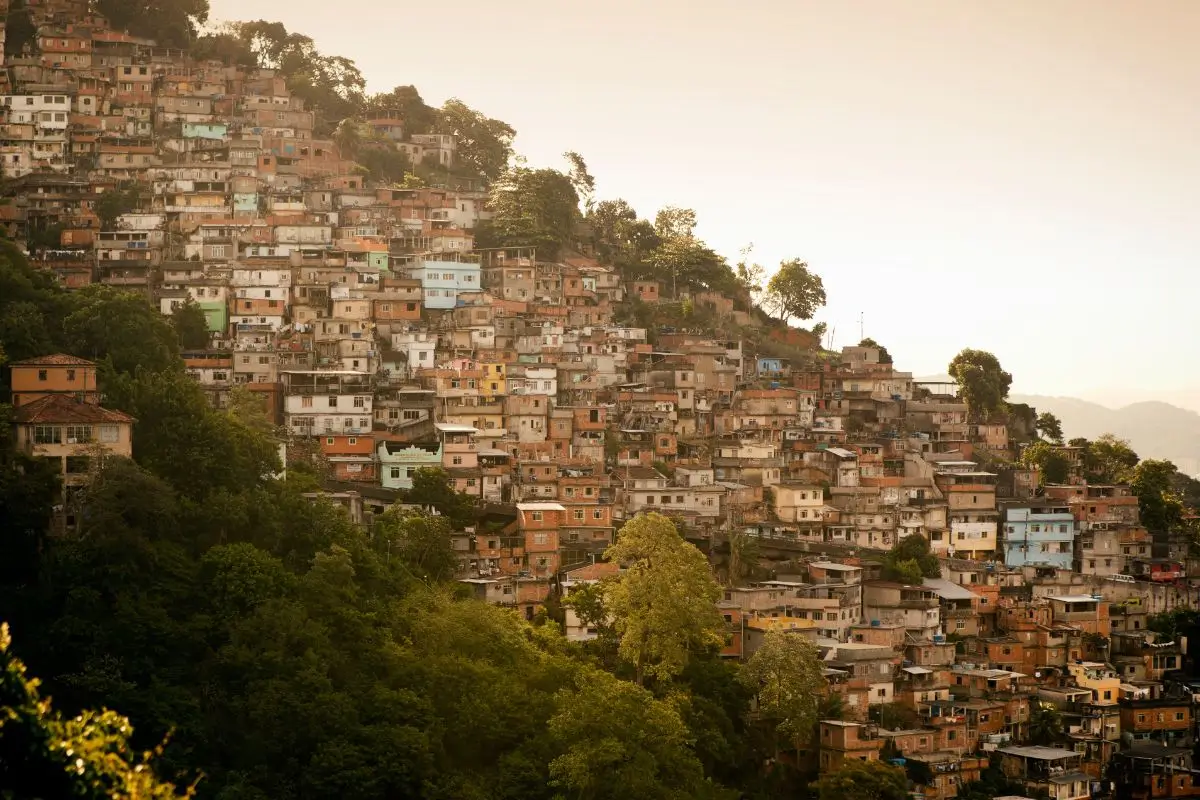 Explorando o Mirante Dona Marta no Rio de Janeiro! favela dona marta, onde fica o Mirante Dona Marta