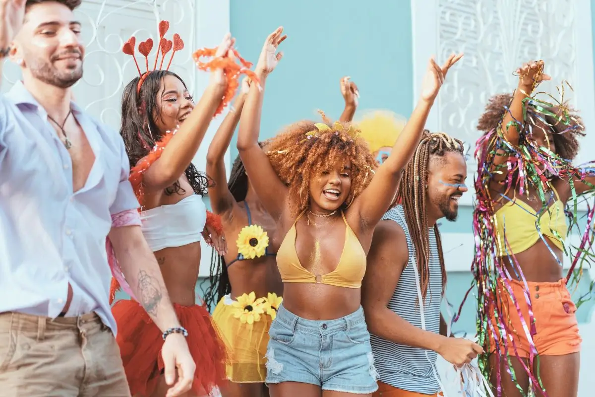 maiores blocos de carnaval de bh