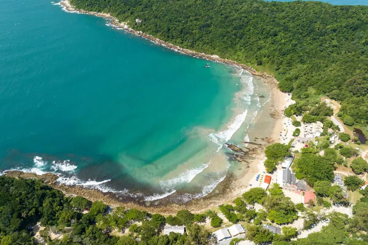 praias mais limpas do brasil, bombinhas