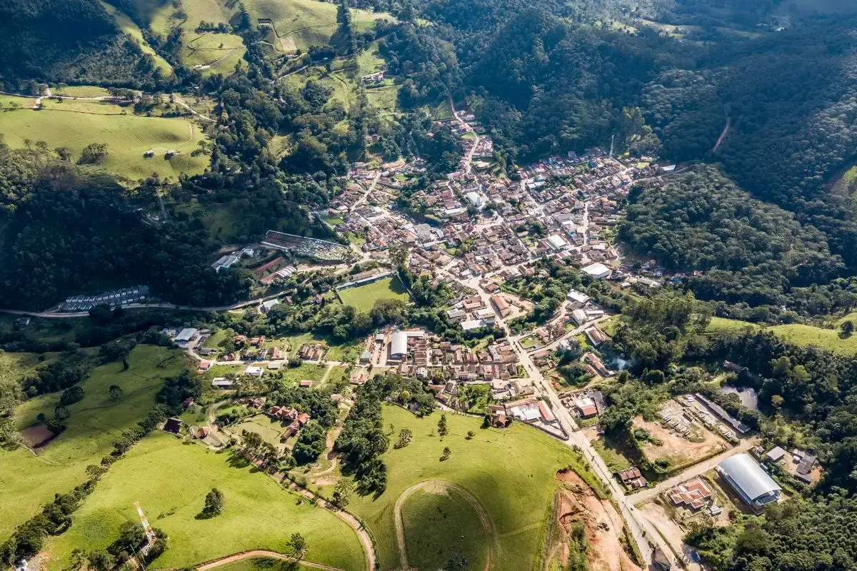 cidades de minas perto de sp