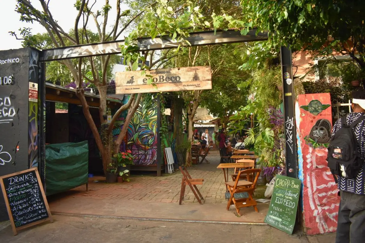 Minha viagem de 2 dias em São Paulo: O que eu fiz em um fim de semana em SP viagem para sp 2 dias beco do batman