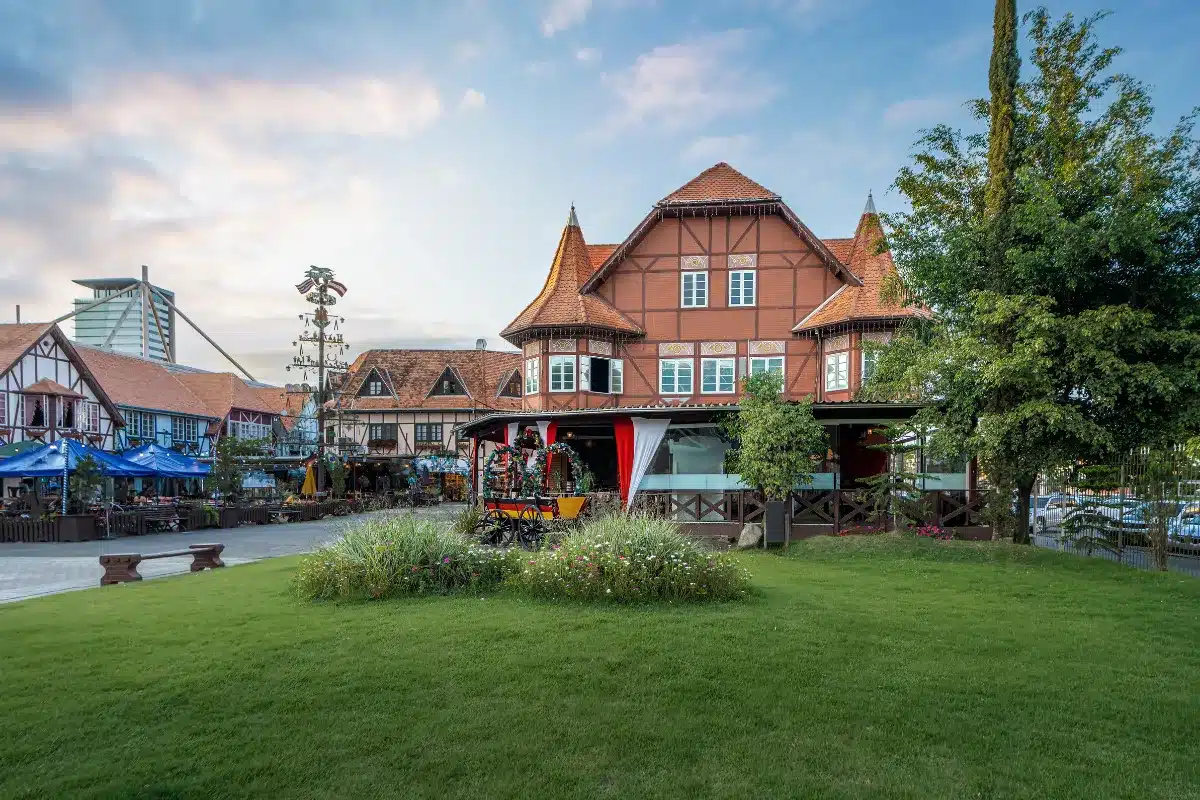 Cidades perto de Balneário Camboriú para viajar em 1 dia! cidades próximas a Balneário Camboriú para viajar: Blumenau