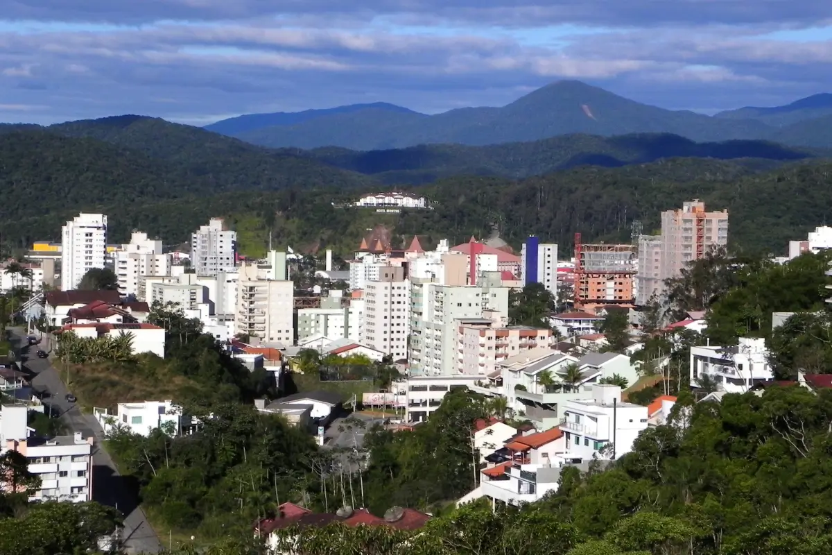 Cidades perto de Balneário Camboriú para viajar em 1 dia! cidades próximas a Balneário Camboriú brusque
