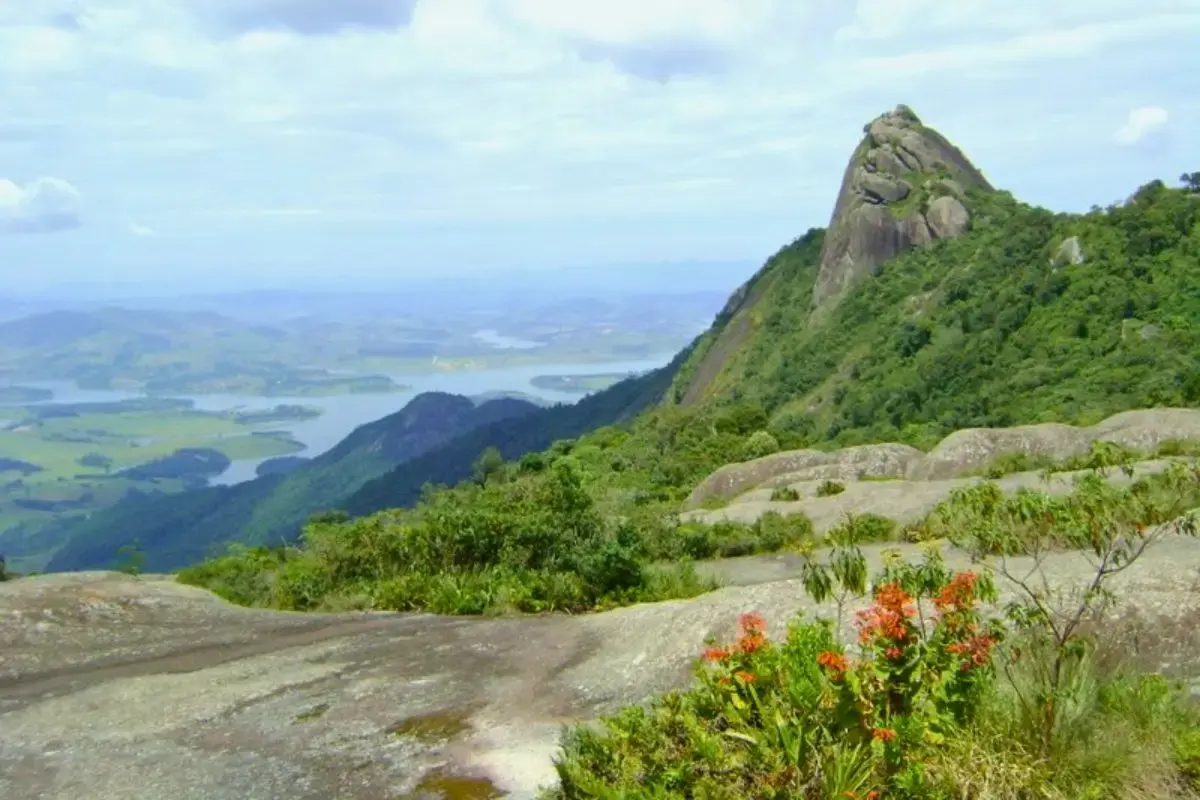 cidades de minas perto de sp