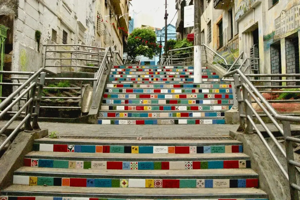 lugares instagramaveis em Porto Alegre, Escadaria 24 de Maio