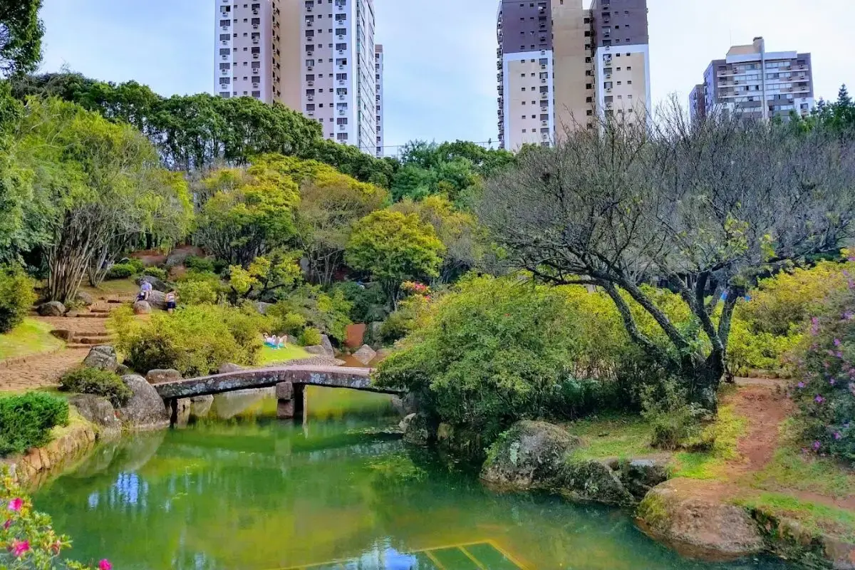 lugares para tirar foto em Porto Alegre, Praça Província de Shiga