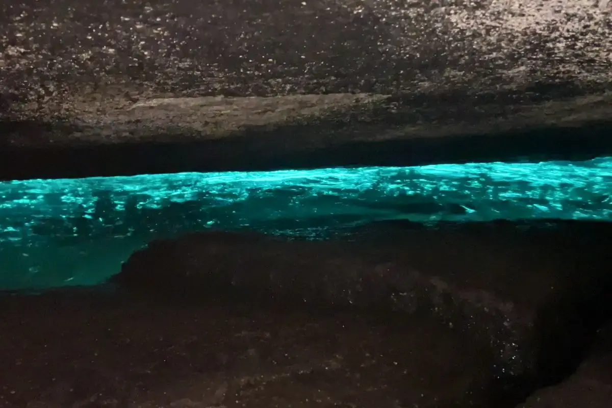 gruta do acaiá ilha grande