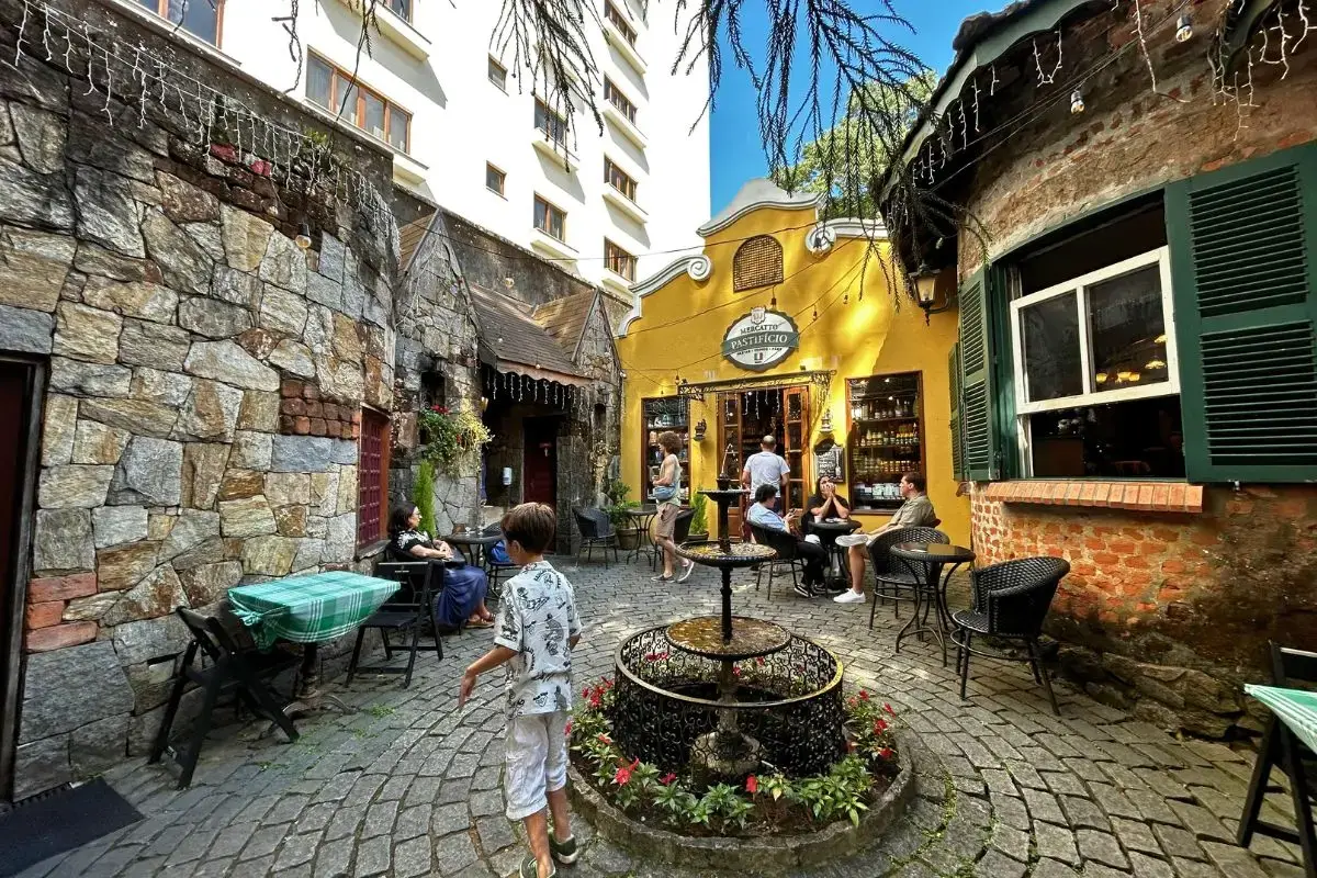 bate e volta Rio de Janeiro teresopolis villa italia