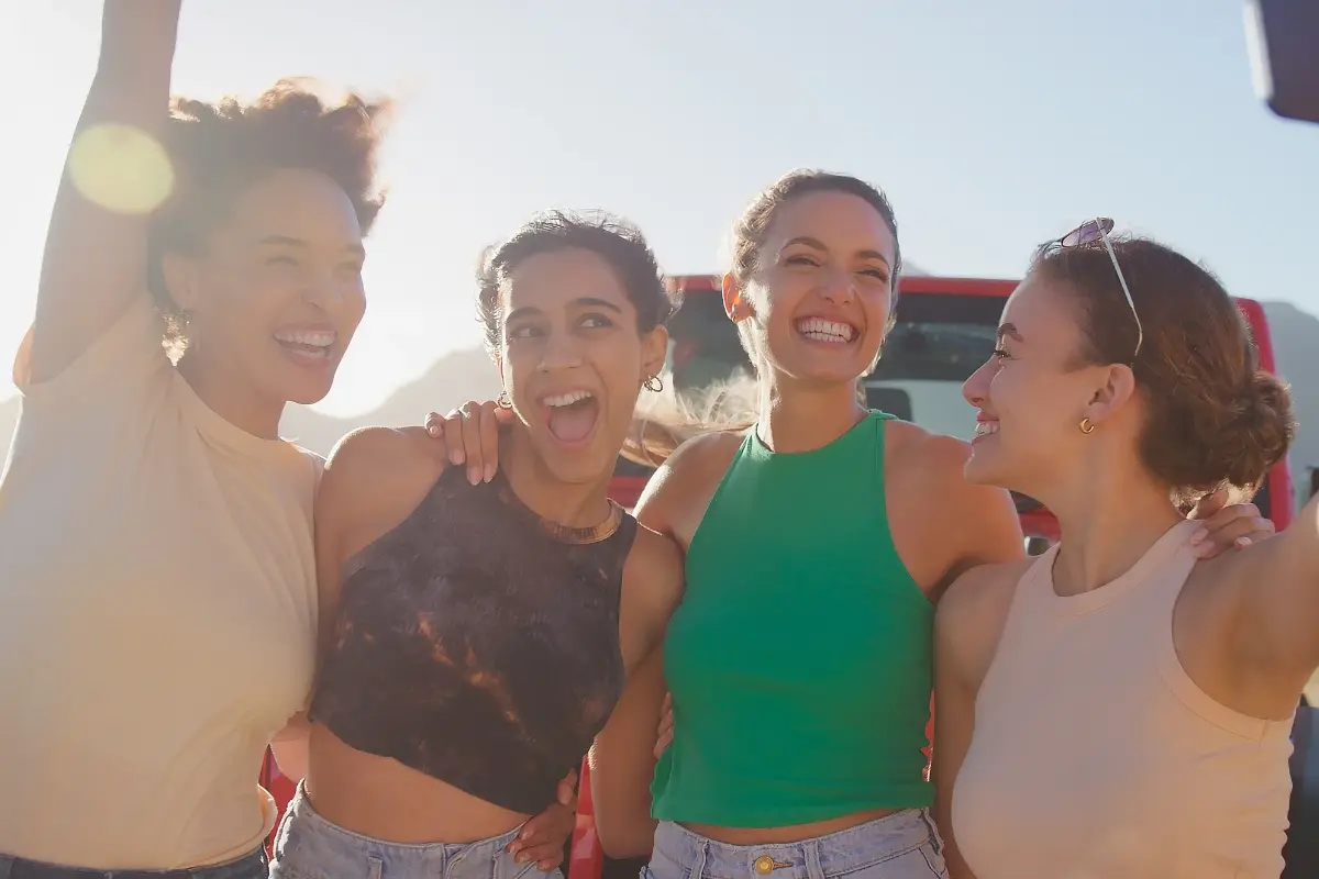 Mulheres que se fortalecem geram empoderamento feminino. Foto: Canva.